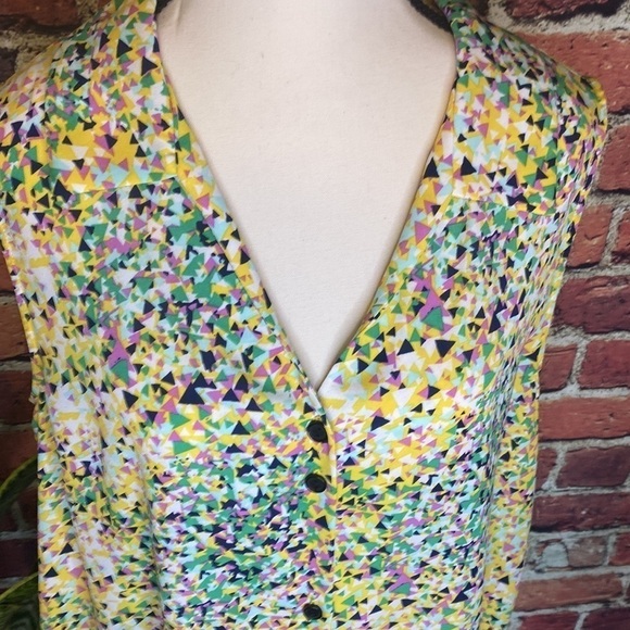 ANTHROPOLOGIE W5 Multi-Color Geometric Sleeveless Button-Up Blouse Top Size L - Picture 4 of 11
